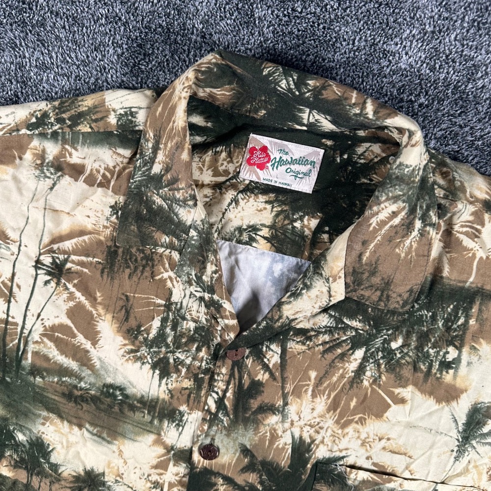 Hilo Hattie Shirt Mens L Brown Palm Tree AOP Rayon Aloha Made in Hawaii Vintage